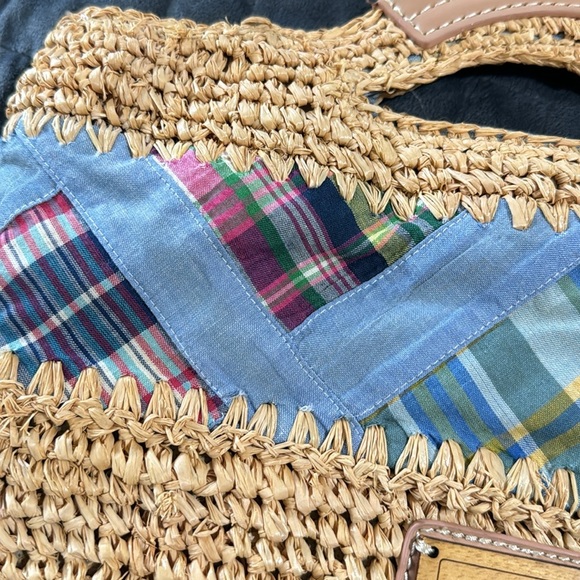 Tommy Hilfiger Clutch Handle‎ Grass Patchwork  Purse - Picture 2 of 9